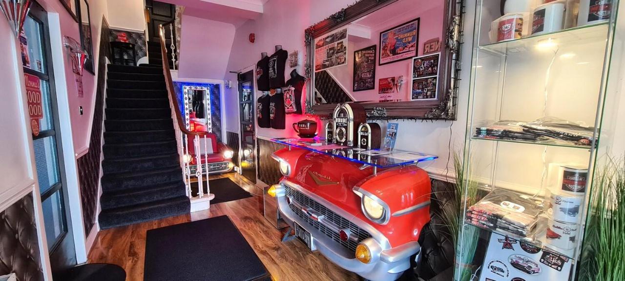 Cadillac Kustomz Hotel - Breakfast Available รอธเซย์ ภายนอก รูปภาพ